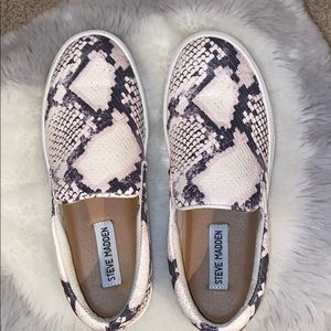 Steve Madden Snakeskin Sneakers Slip-on